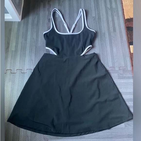 A&F Cutout Traveler Mini Dress - Picture 3 of 8